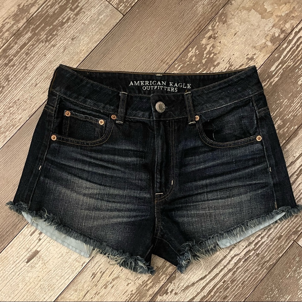 American Eagle high rise festival denim shorts. Size 4